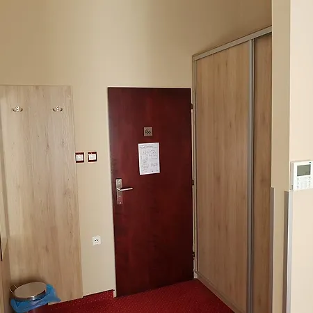 Hotel Stardust Nove Zamky Exterior photo