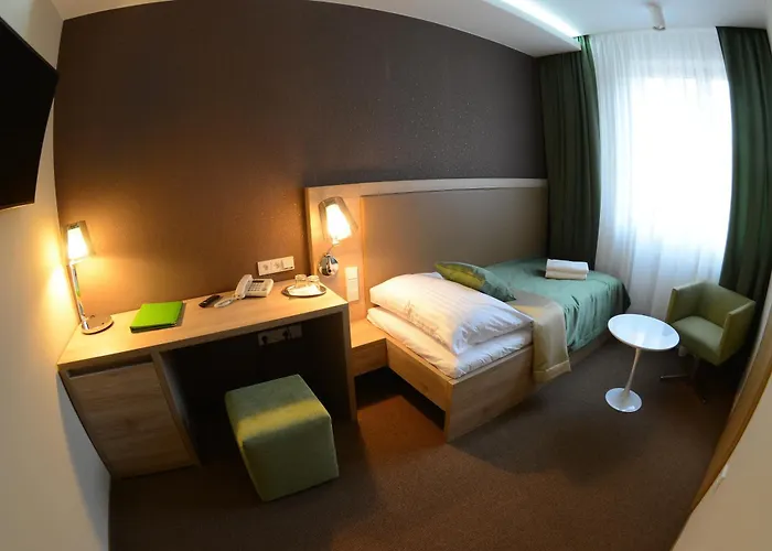 Hotel Stardust