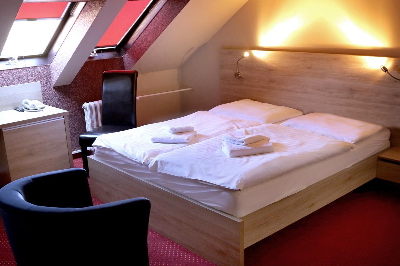 Hotel Stardust Nove Zamky